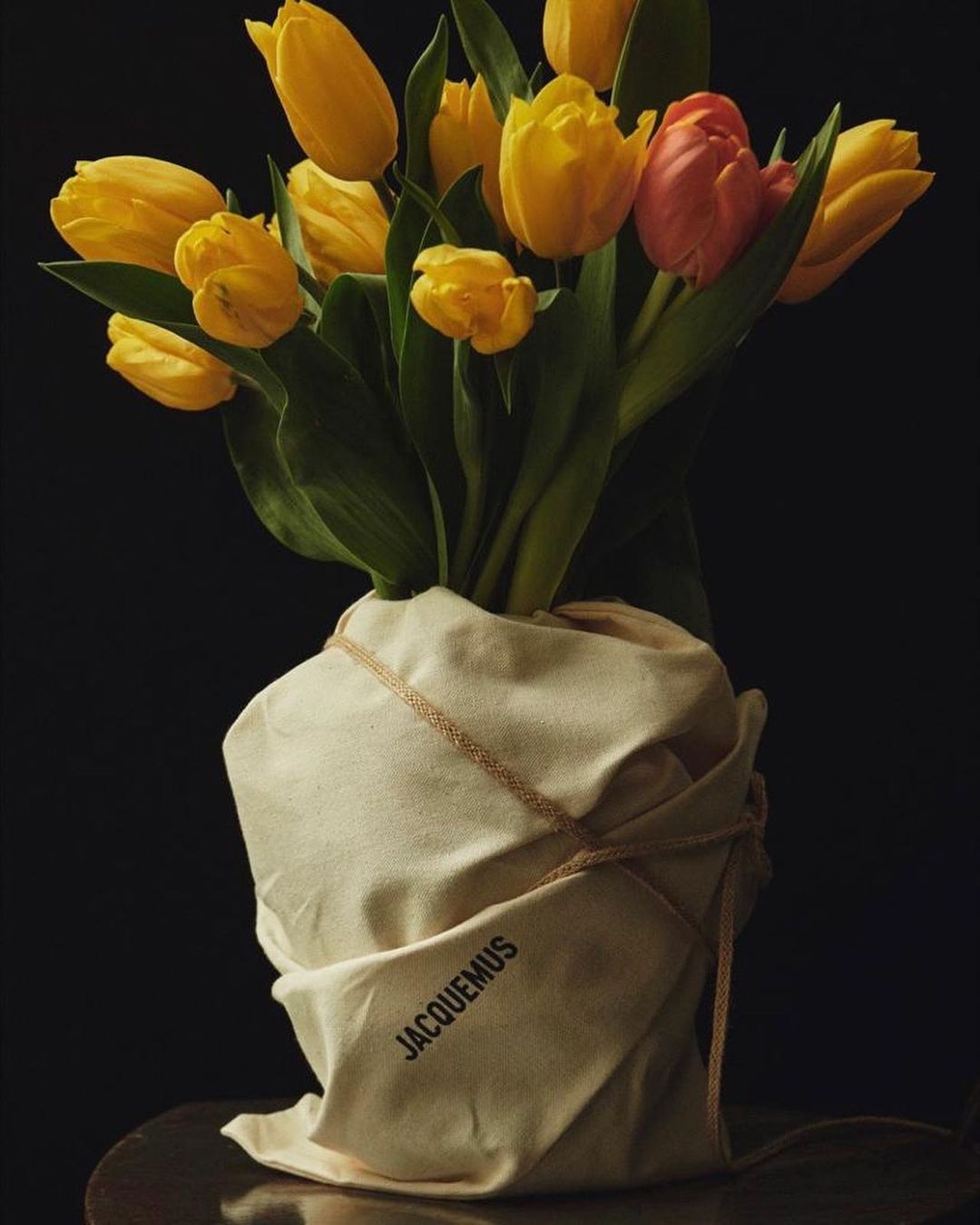 Jacquemus X Nike 1.jpg