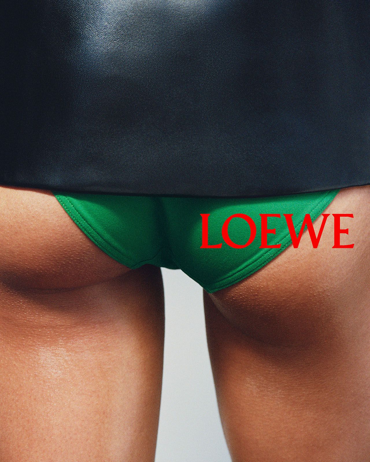 LOEWE_SS26_WW_SHOW_TEASER_sRGB_CROPPED_14_4x5.jpg