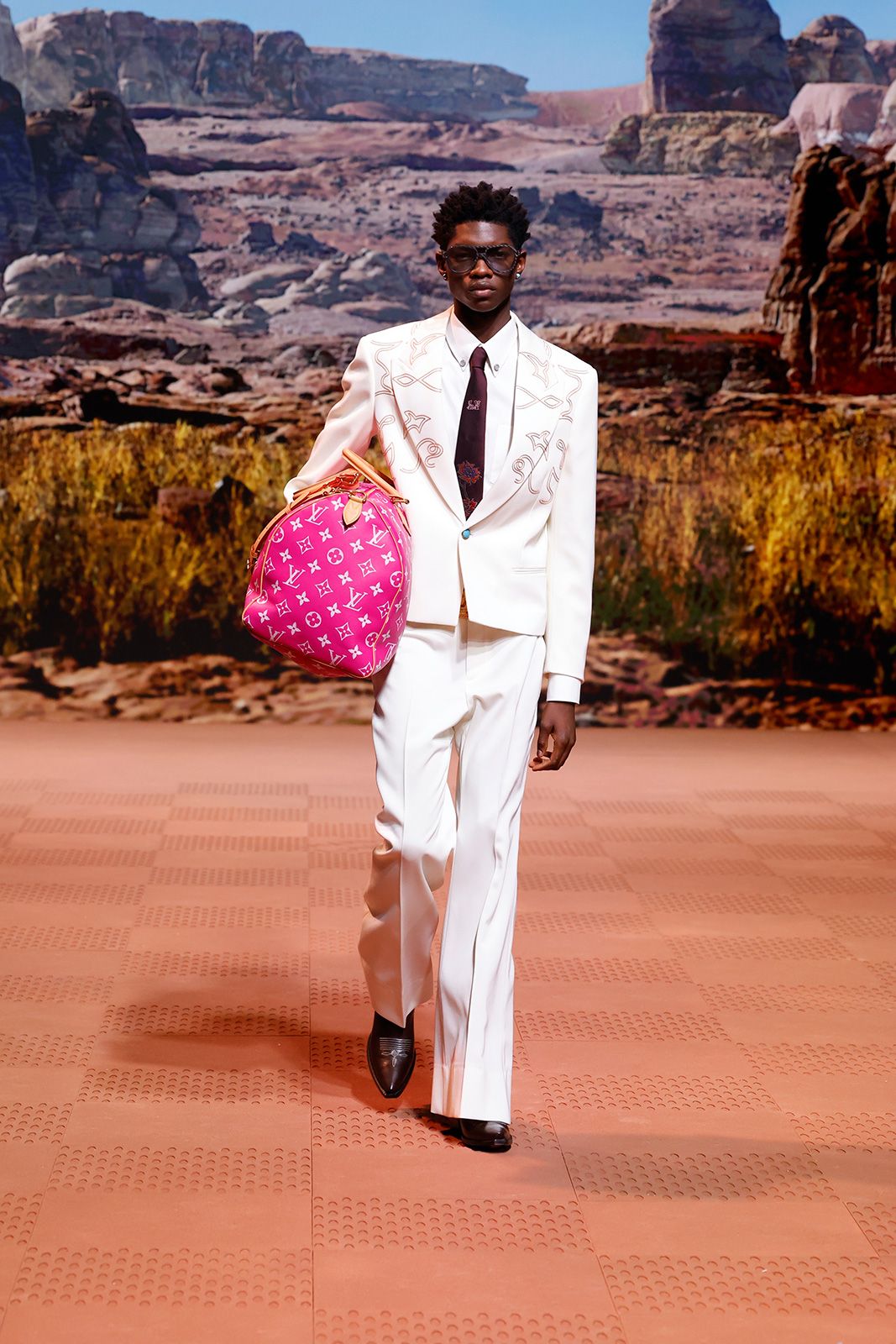 LOUIS_VUITTON_MENS_FALL_WINTER_2024_18.jpg