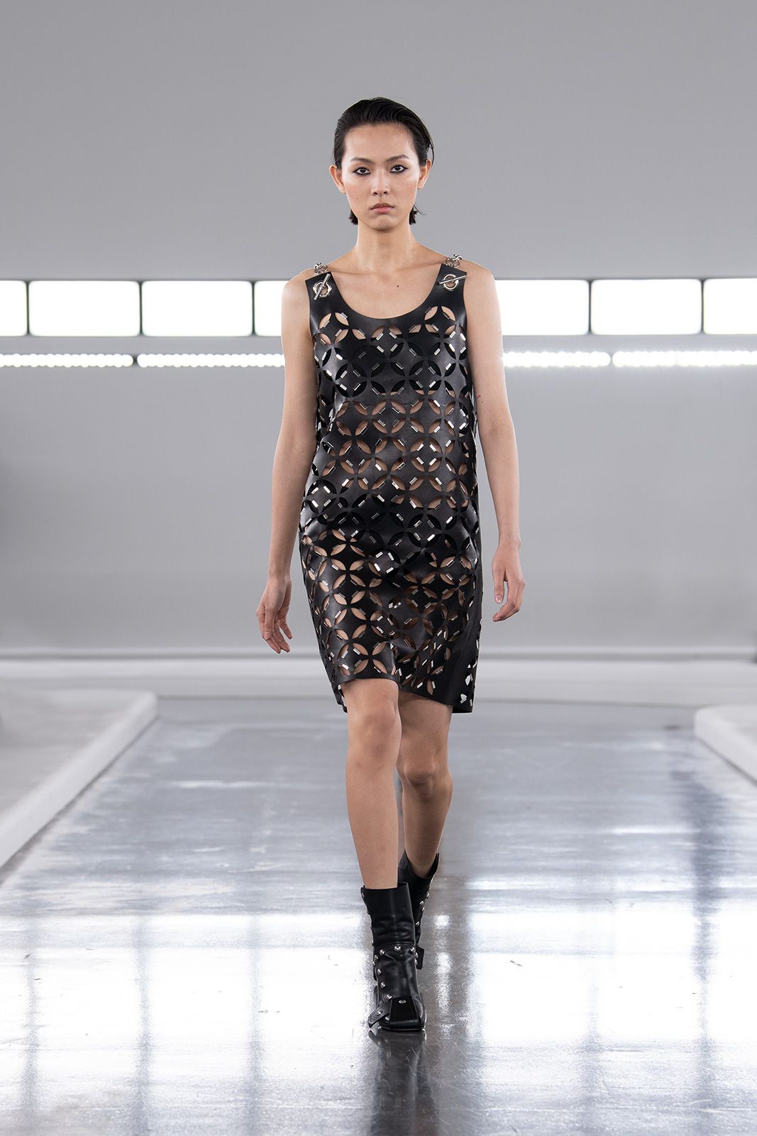 Louis_Vuitton_Women_s_Pre-Fall_2024_26.jpg