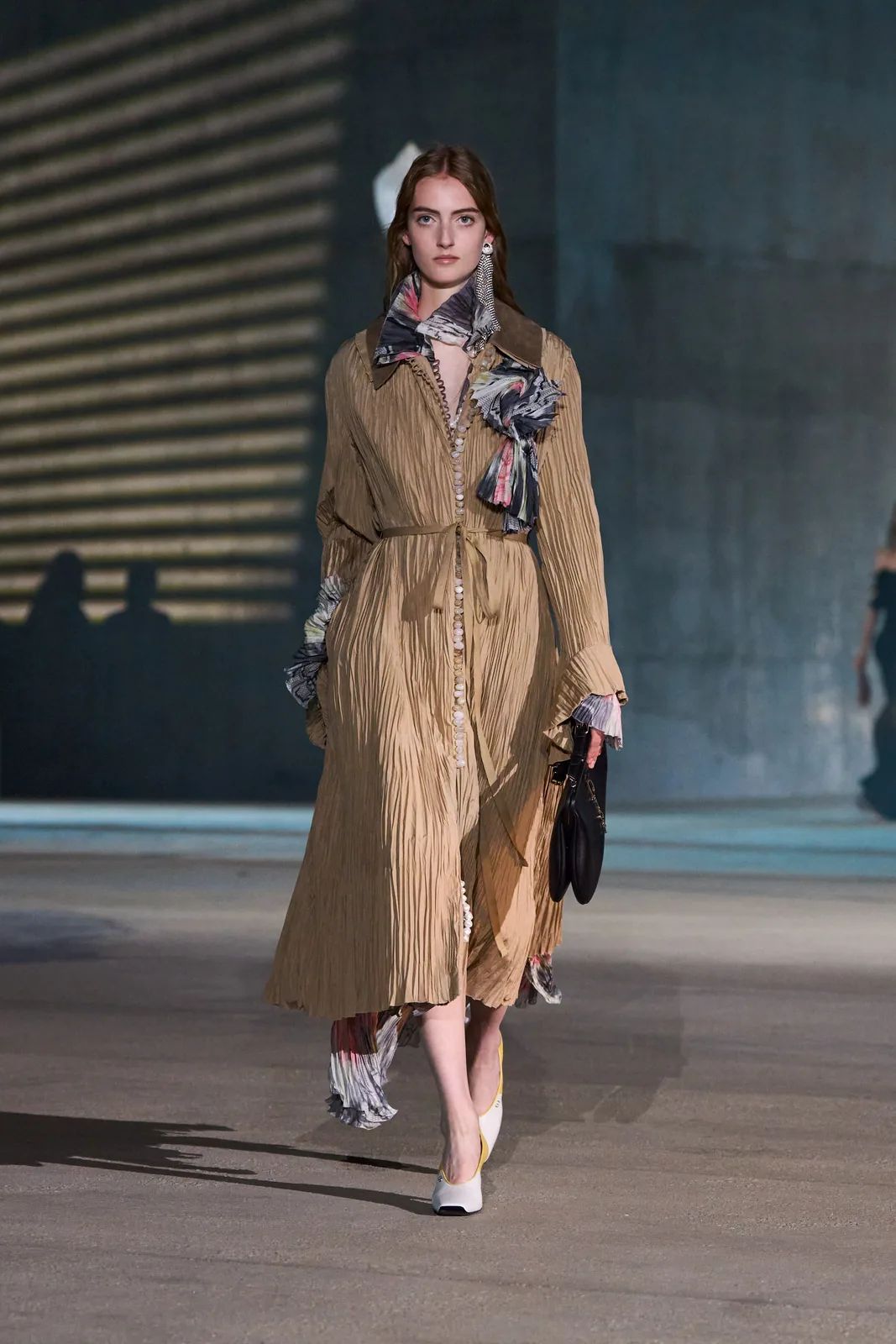 metal-jonathan-anderson-takes-over-la-for-his-cruise-2026-debut-collection-14.webp