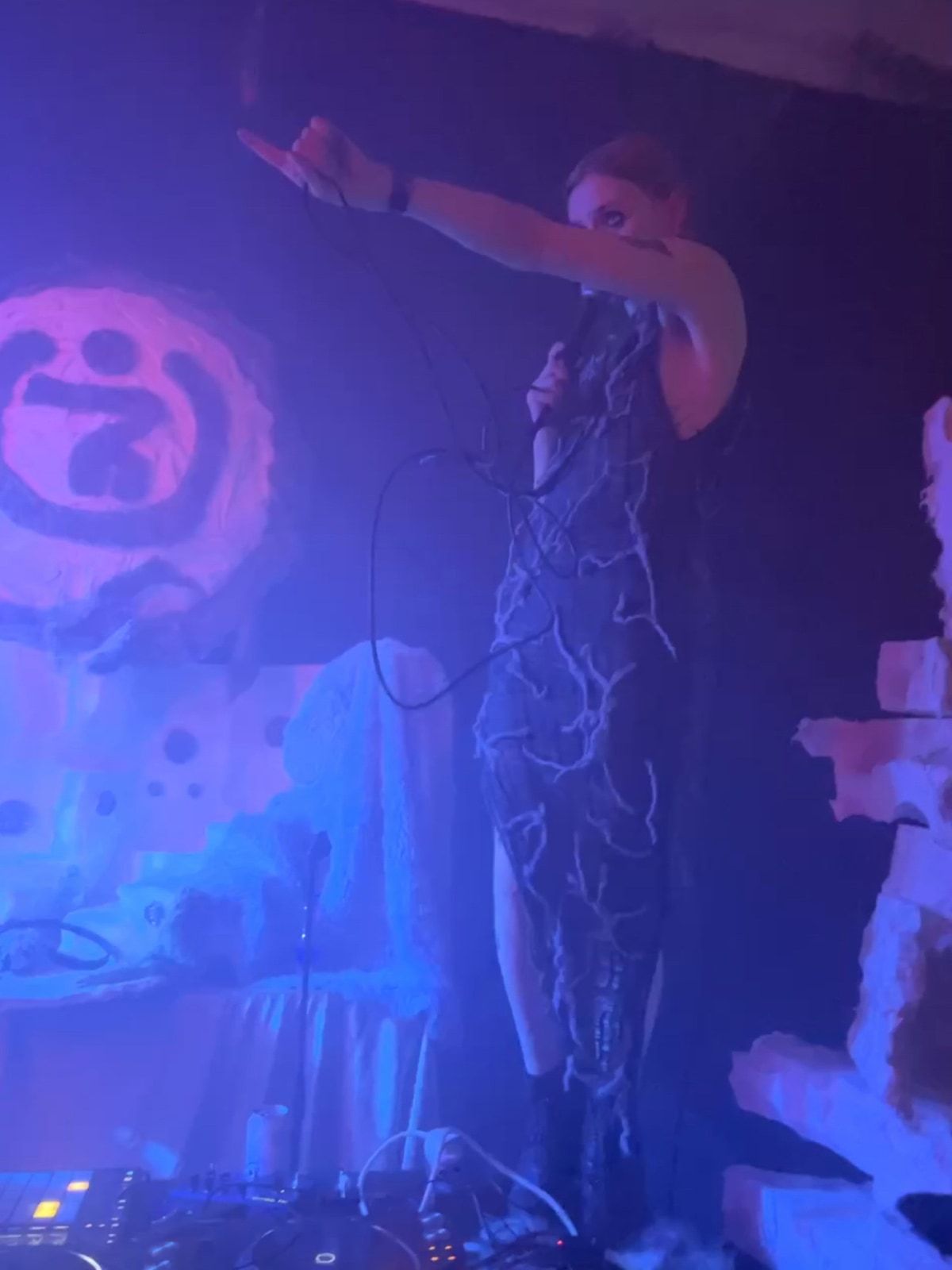 Shelter_3.jpg
