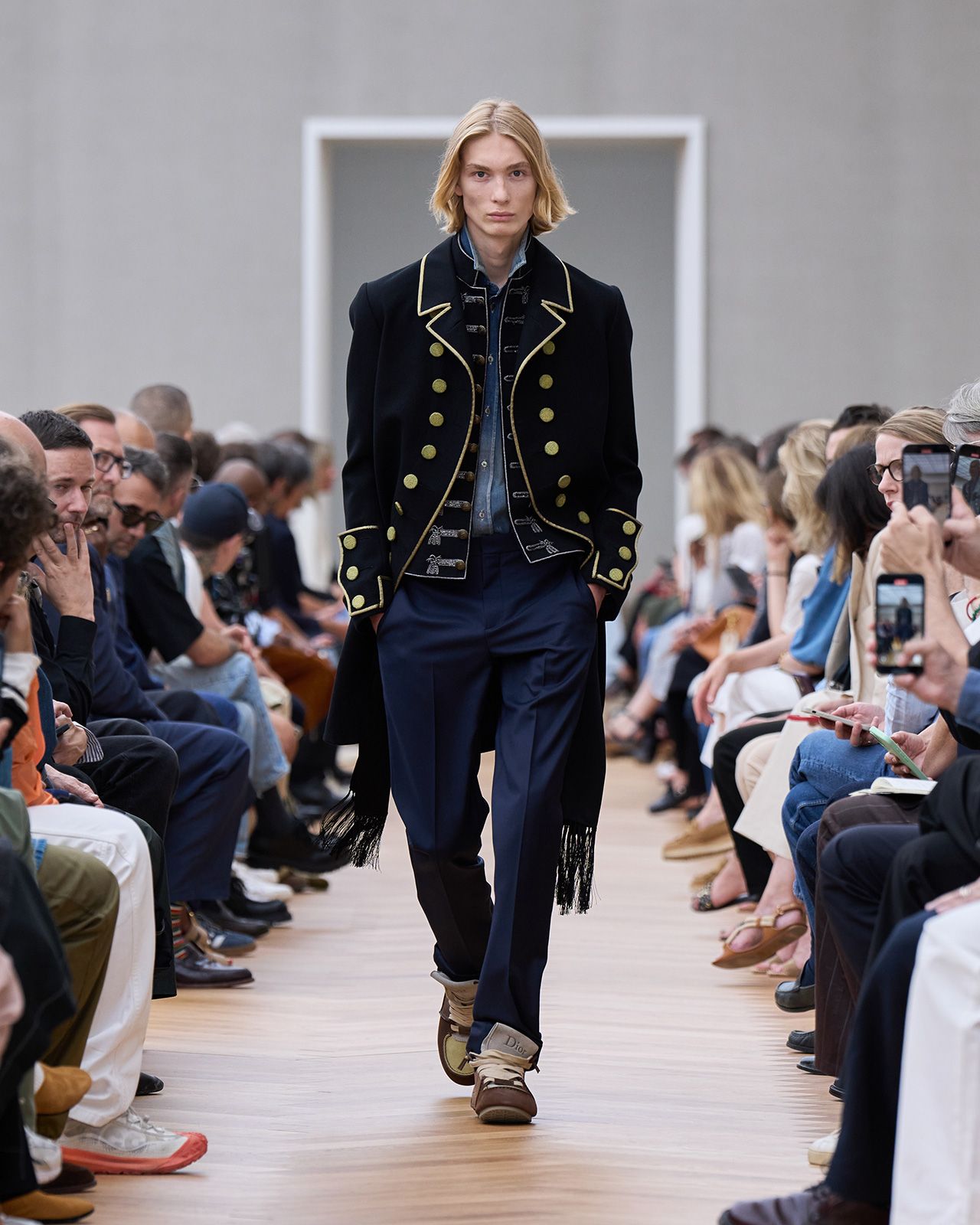 DIOR-SUMMER-2026-COLLECTION_VISUELS_LOOK-RUNWAY_20.jpg