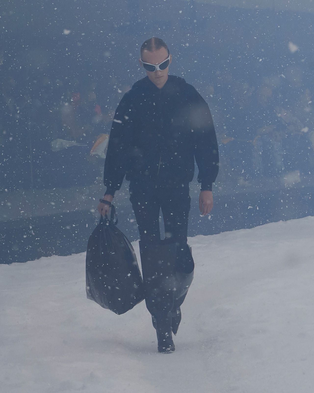 Balenciaga Winter 22 Look 32 Paul.jpg
