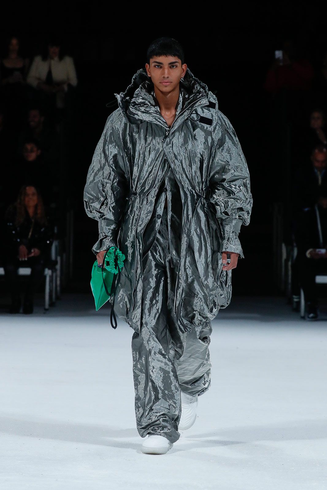 Bottega Veneta Salon 03   Look 52.jpg
