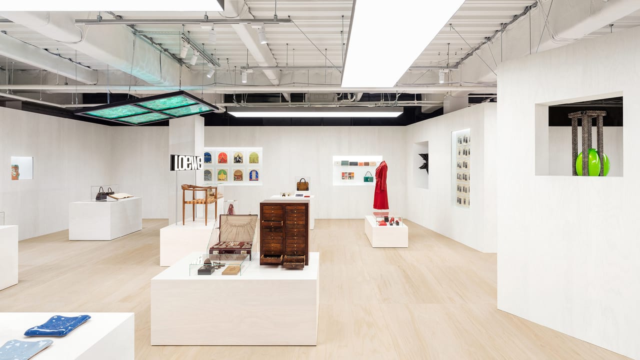 LOEWE_TOKYO_EXHIBITION_SPACE_CAPTURE_RGB_CROPPED_2880X1620_12.jpg