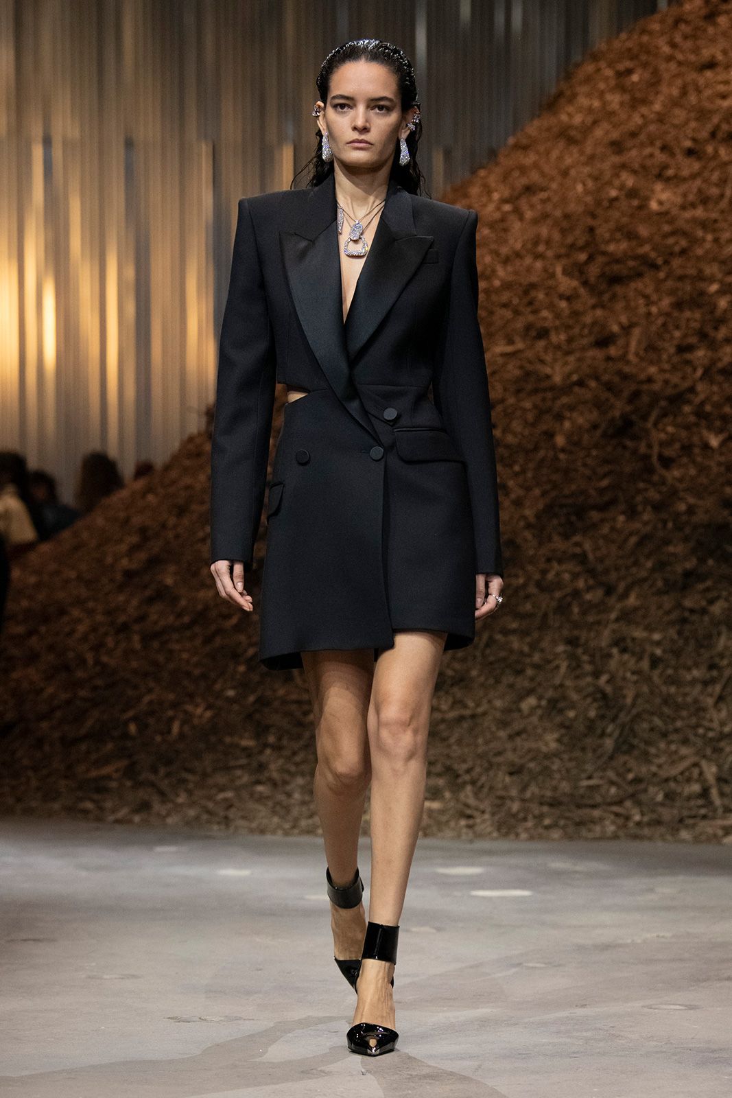 Alexander Mc Queen Fw 2022 Metalmagazine 37.jpg