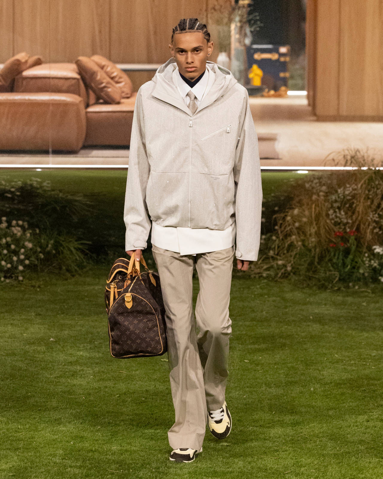 LOUIS-VUITTON-MEN-FALL-WINTER-2026_1.jpg
