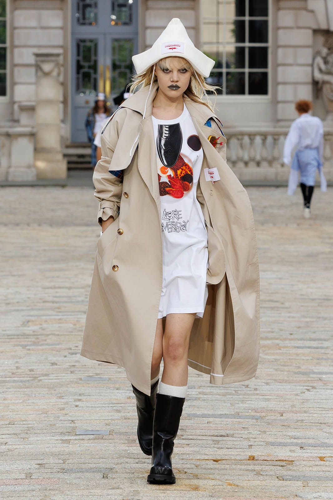 Loverboy_AW24_runway_press_look16 copia.jpg