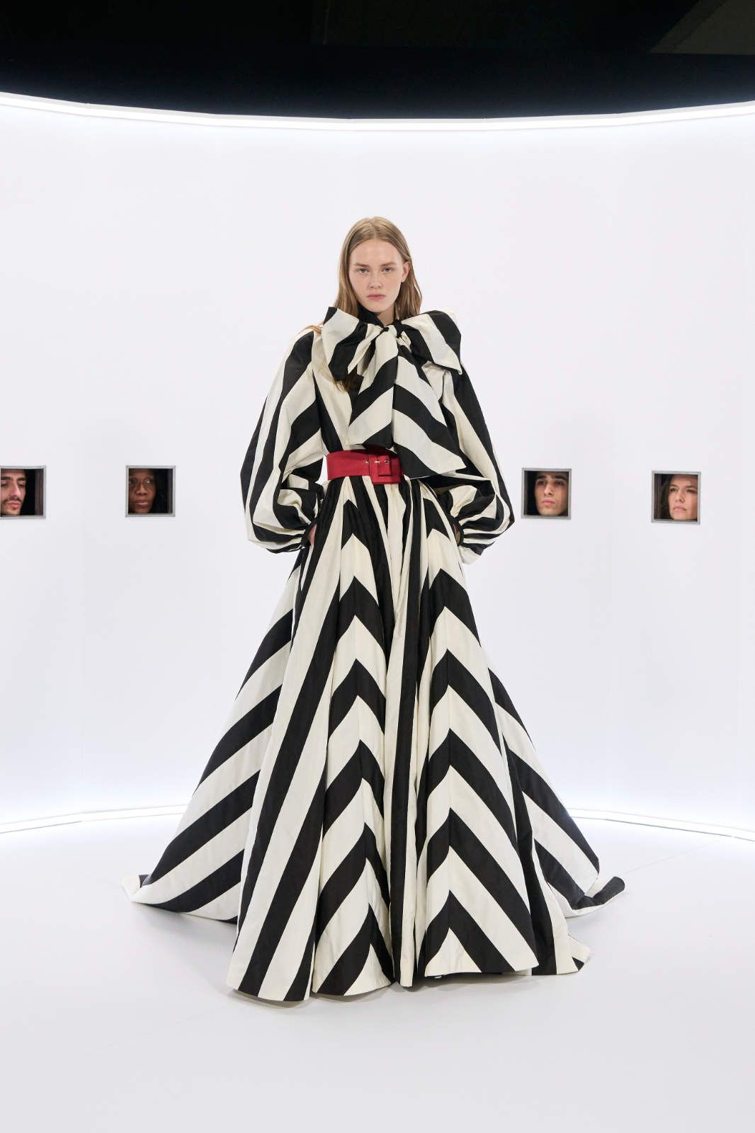 Valentino-Haute-Couture-2026_19.jpg