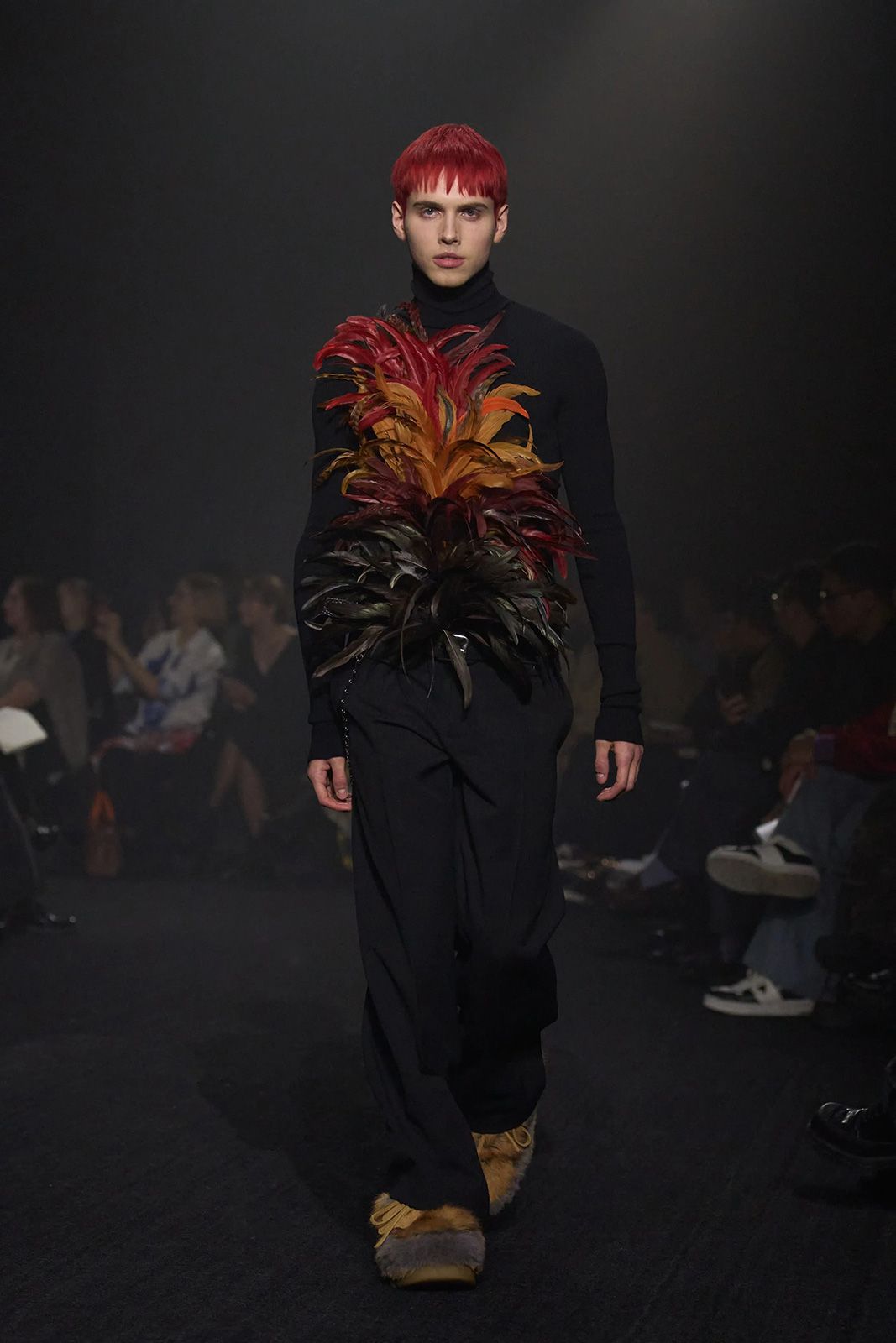 Burberry Fall 2023 Ready to Wear Gorunway 40.jpg