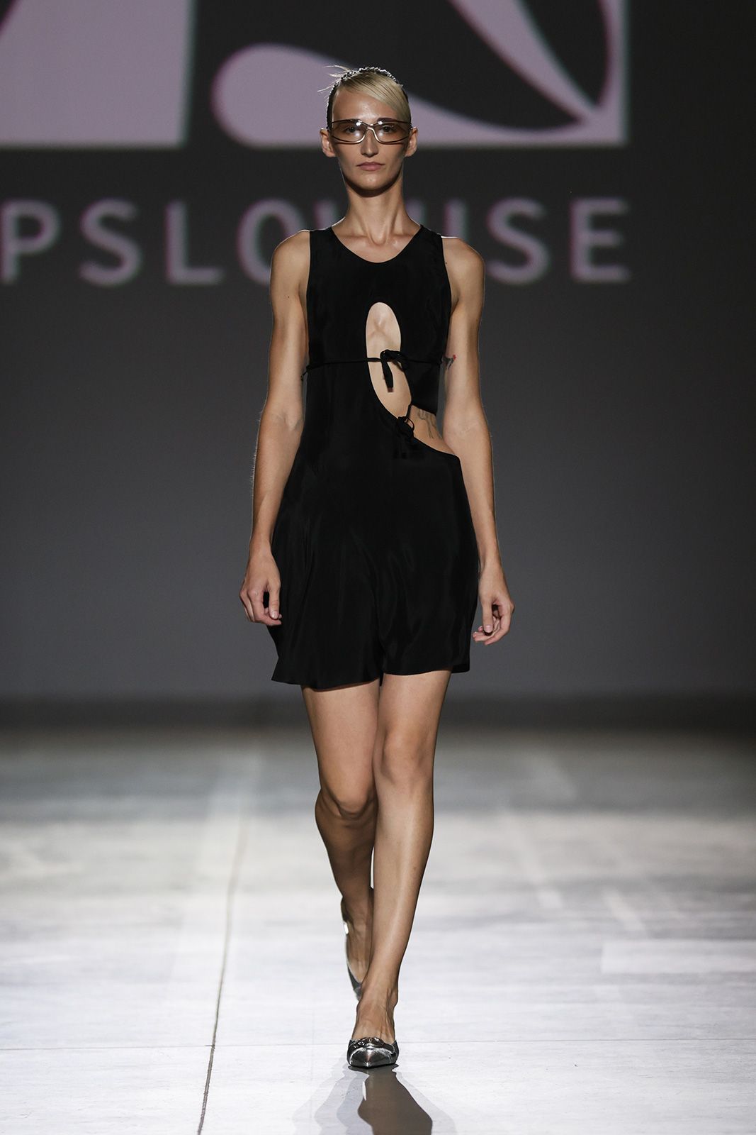 UFW_SS_25_TONiA-UPSLOWUSE-catwalk_Credit_Andriy-Sokolov-(20).jpg