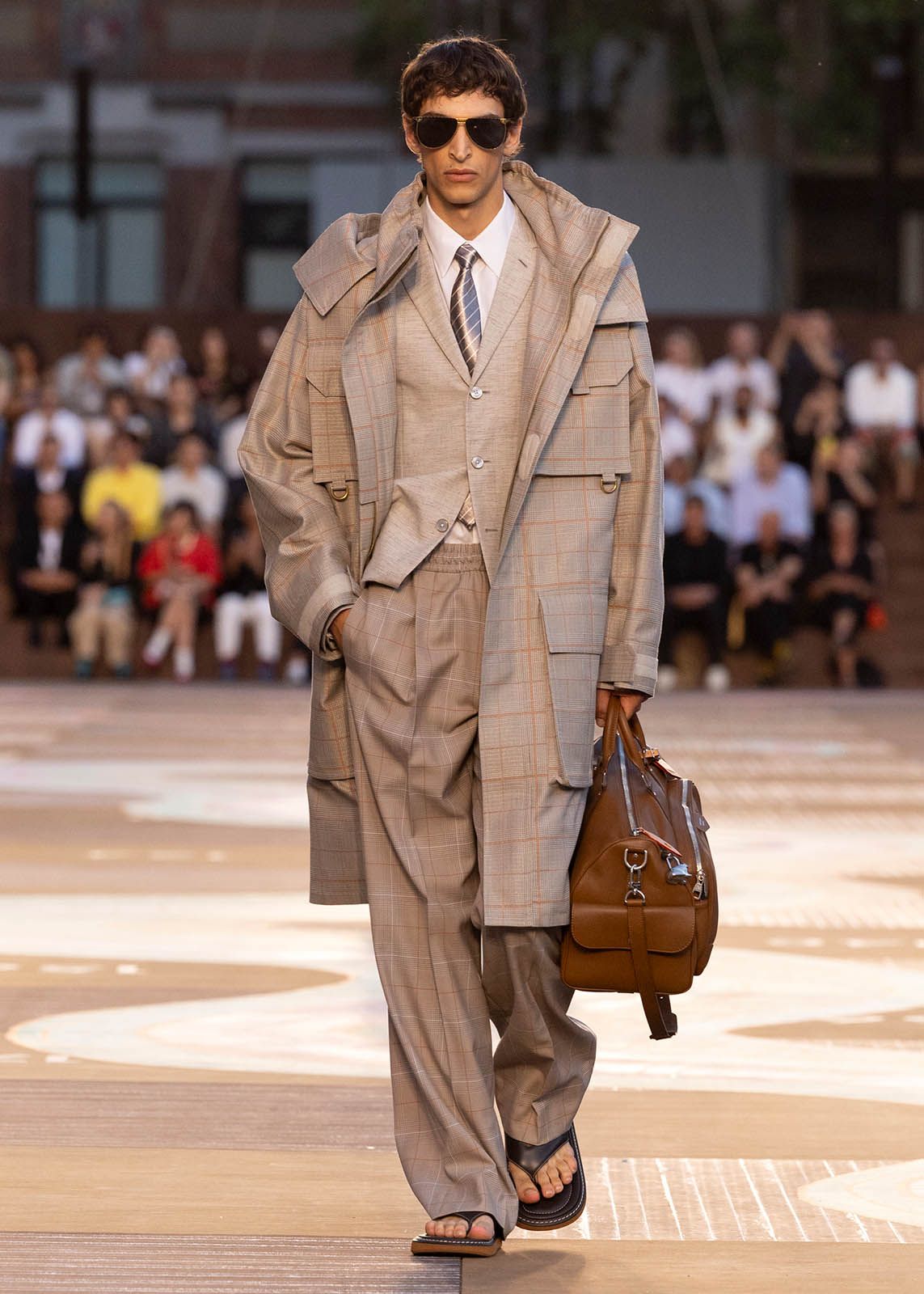 LOUIS-VUITTON-MEN-SPRING-SUMMER-2026-SHOW-LOOK_28.jpg
