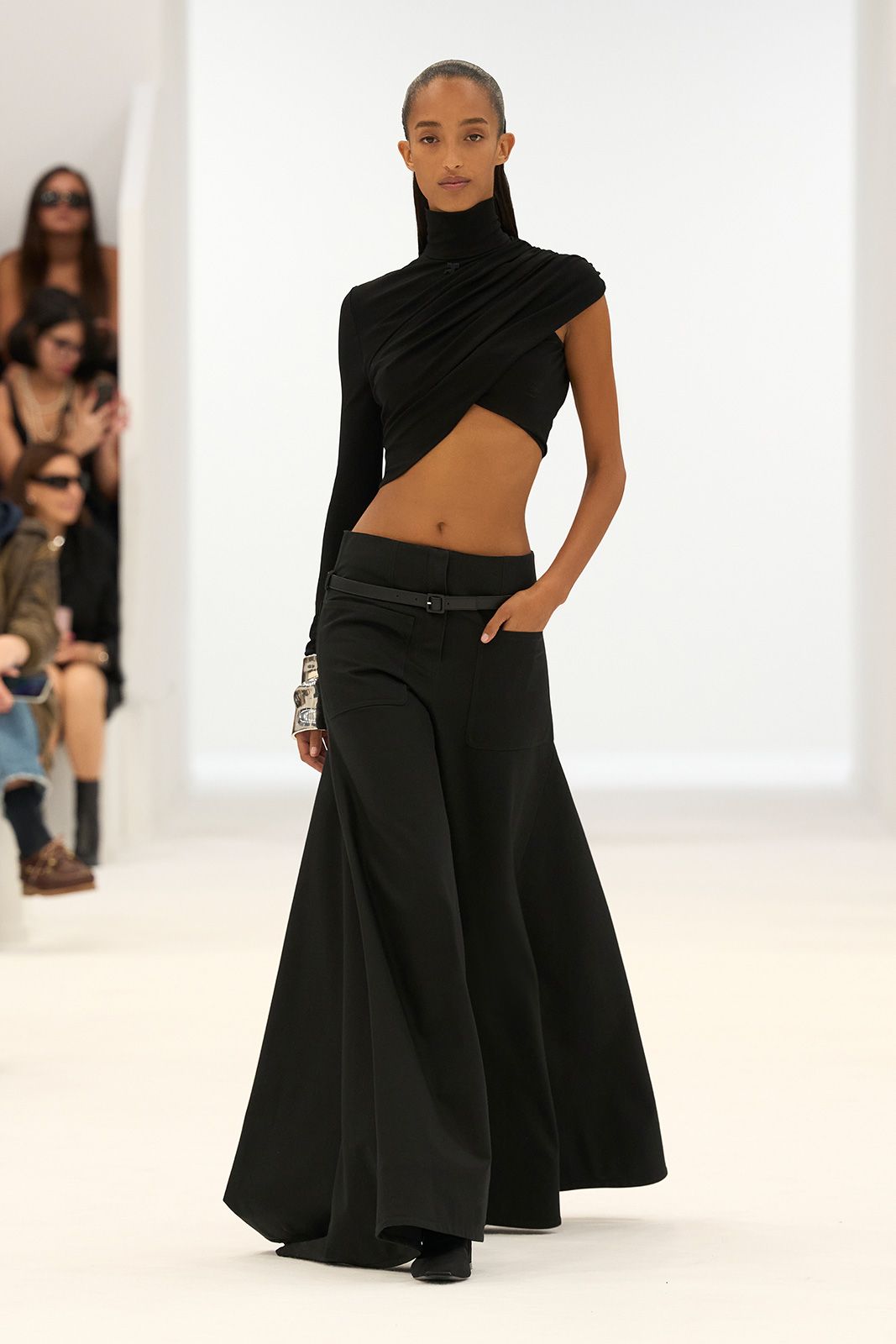 COURREGES_SS26_17.jpg