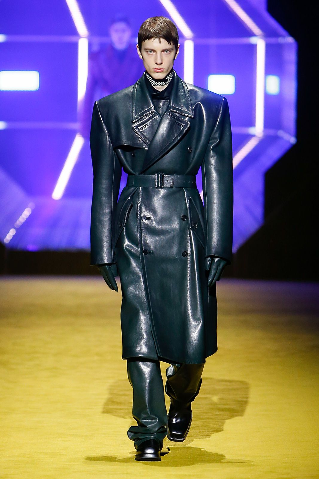 Prada Uomo F W22 Look7.jpg