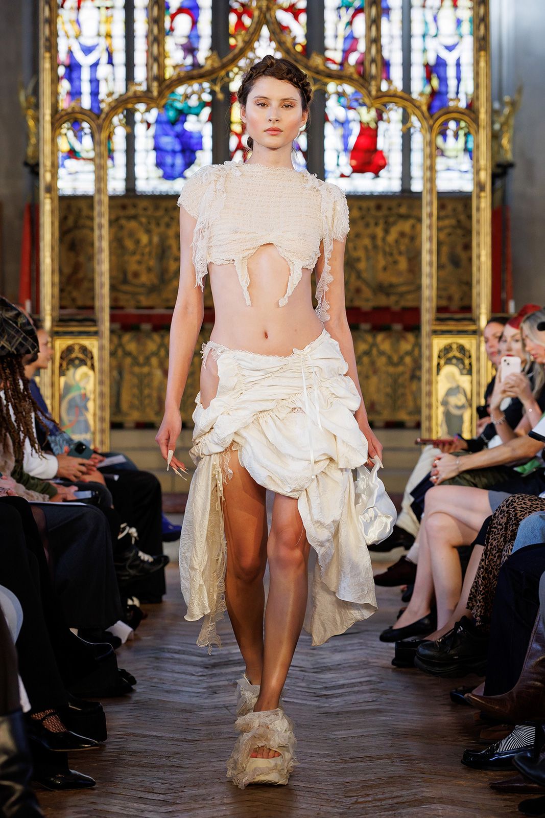 Dreaming-Eli_SS26_Runway_press_look04.jpg