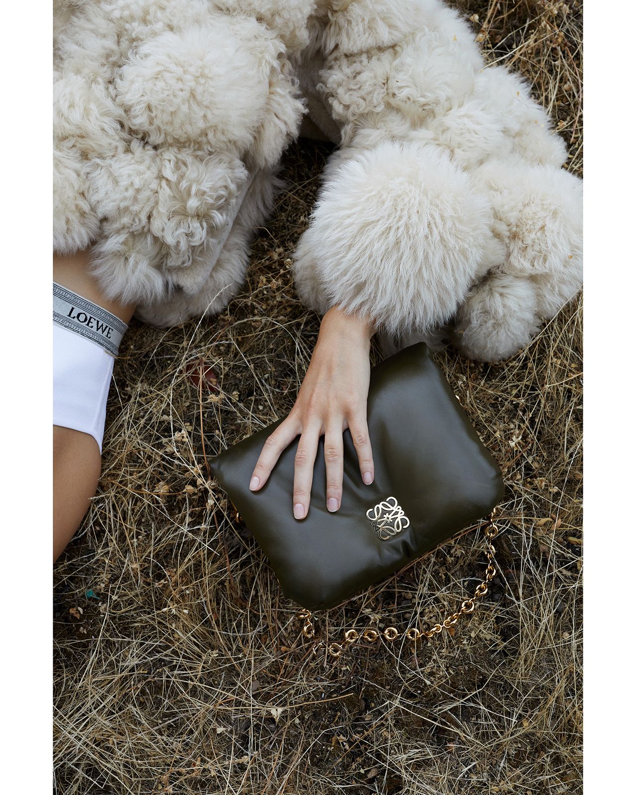 Loewe Spring Summer 2023 Metalmagazine 3.jpg