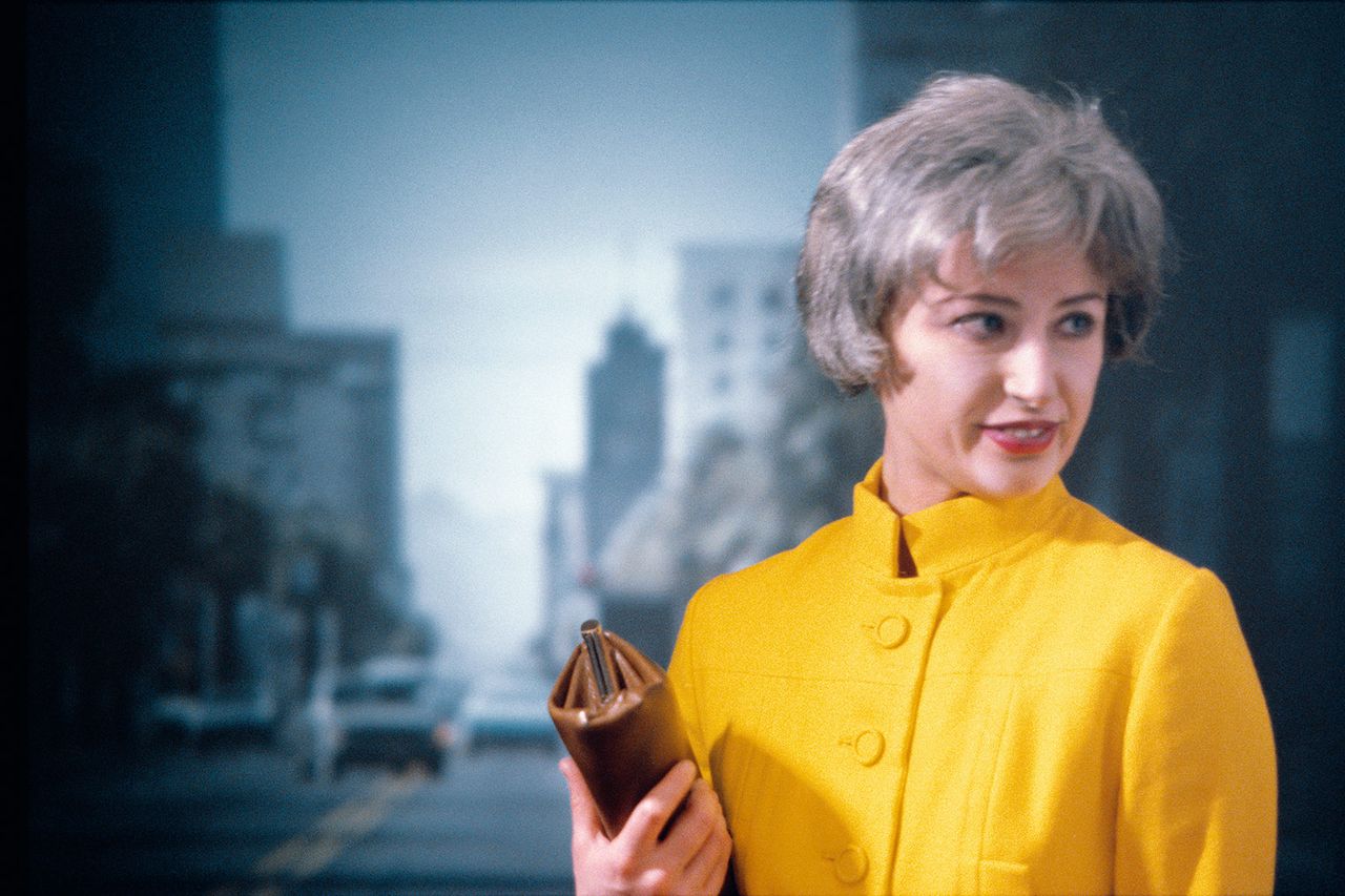 Vue Dinstallation De Lexposition Cindy Sherman Metalmagazine 8.jpg