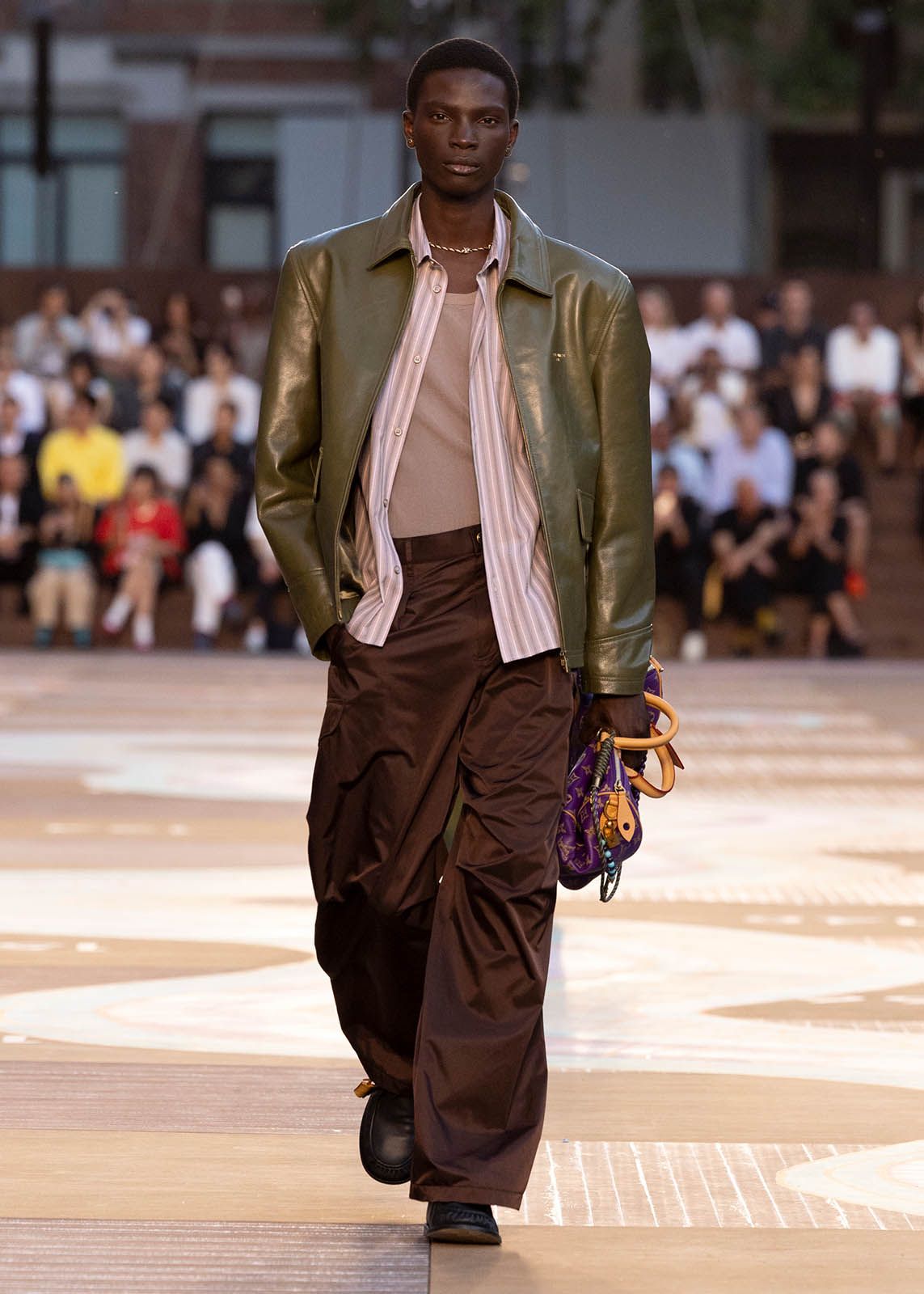 LOUIS-VUITTON-MEN-SPRING-SUMMER-2026-SHOW-LOOK_15.jpg