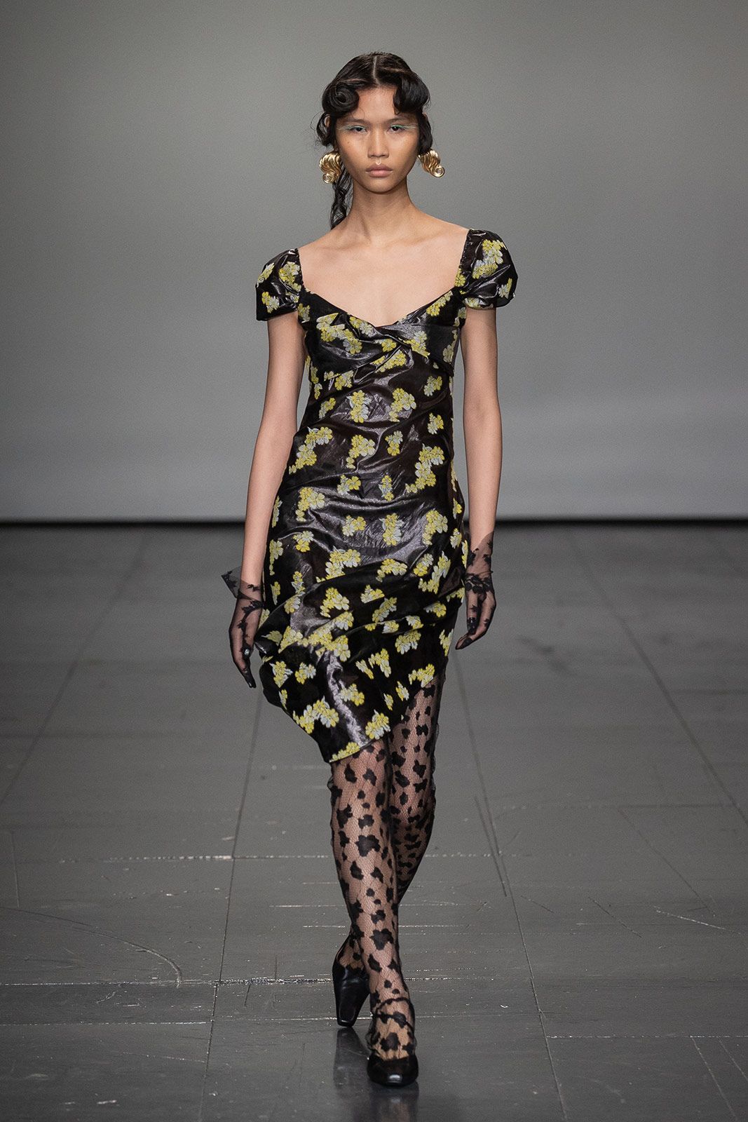 Yuhan Wang Metalmagazine 5.jpg
