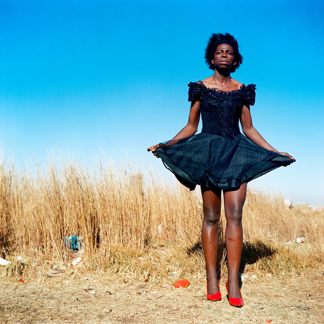 05_Zanele-Muholi_Miss-D'vine-II_2007.jpg