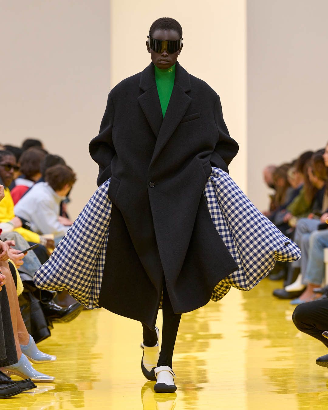 LOEWE_FAL-WINTER-26_41.jpg