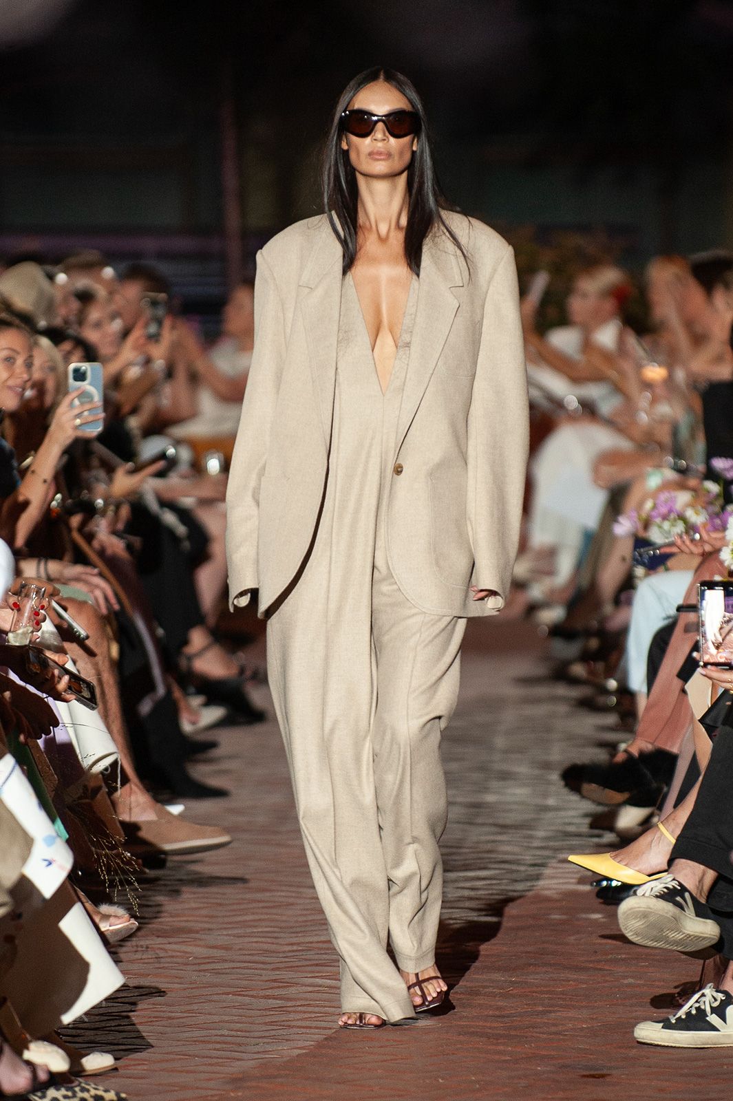 UFW_SS_25_the_COAT_by_Katya_Silchenko_Credit_Volodymyr_Bosak-2.jpg