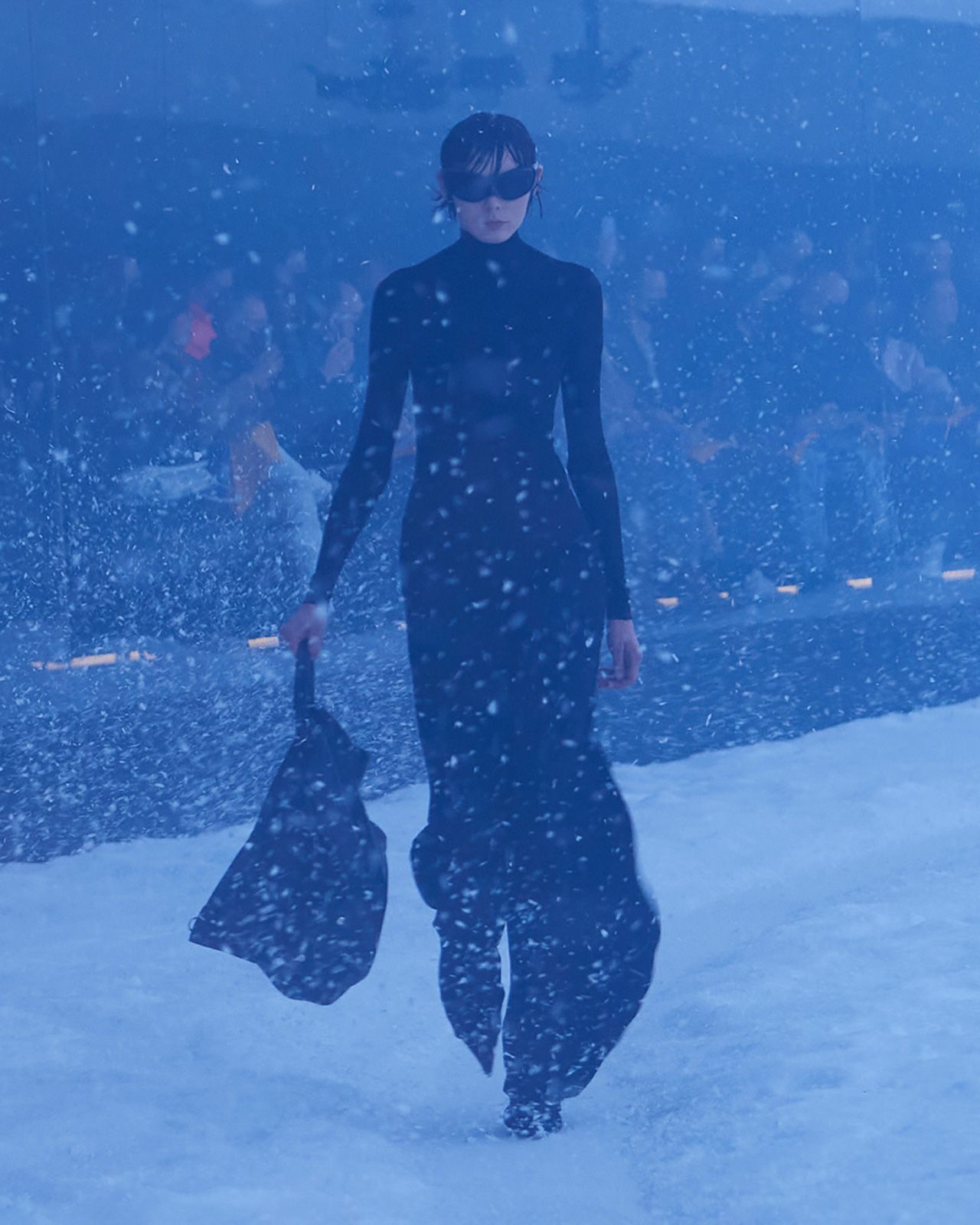 Balenciaga Winter 22 Look 59 Bronte.jpg