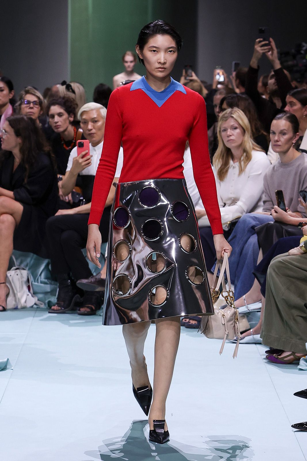 Prada-Donna-SS25_09.jpg