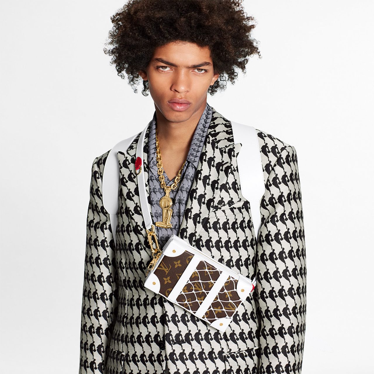 Lv X Nba Metalmagazine 9.jpg