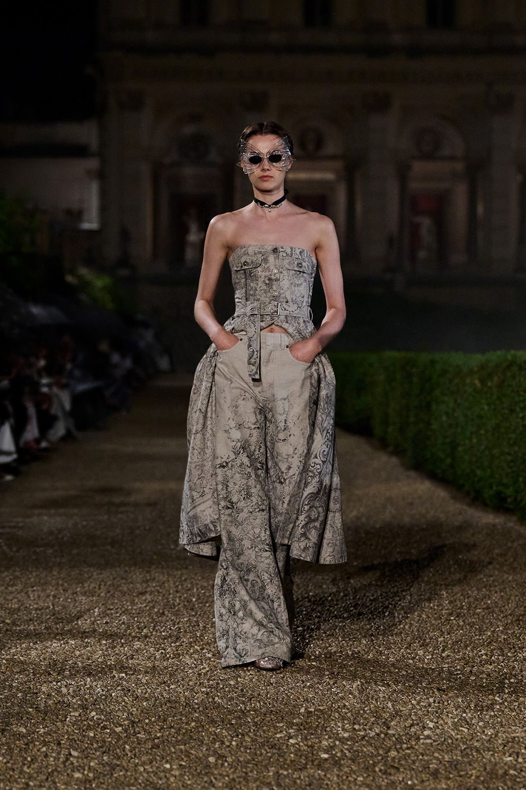 DIOR-CRUISE-26_15.jpg