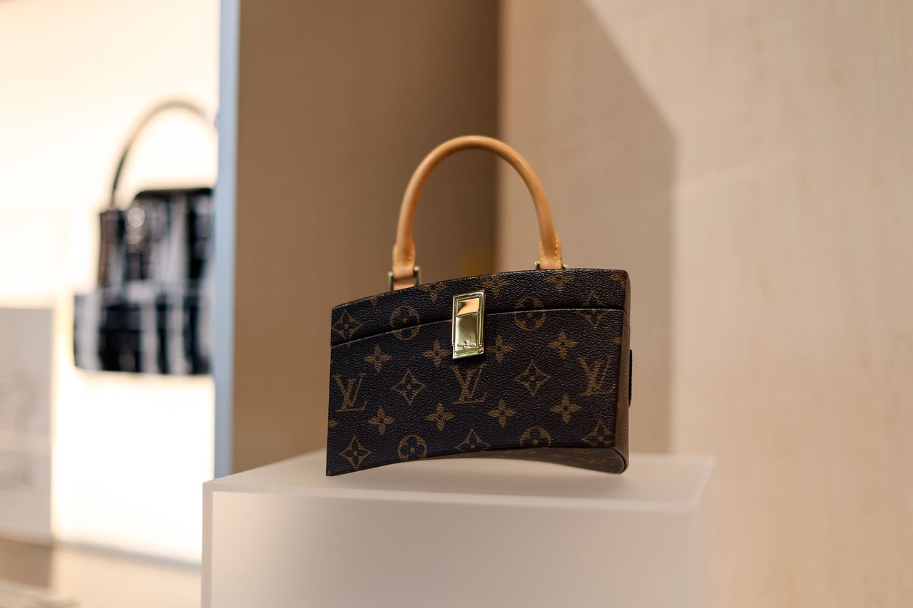 Louis Vuitton X Frank Gehry 8.jpg