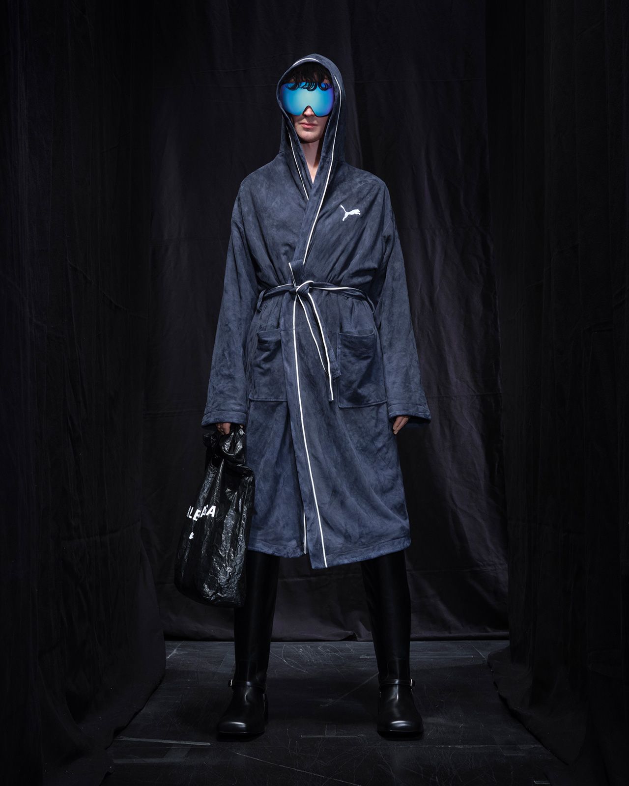 BALENCIAGA-WINTER-25-LOOK-52_OSKAR_G.jpg