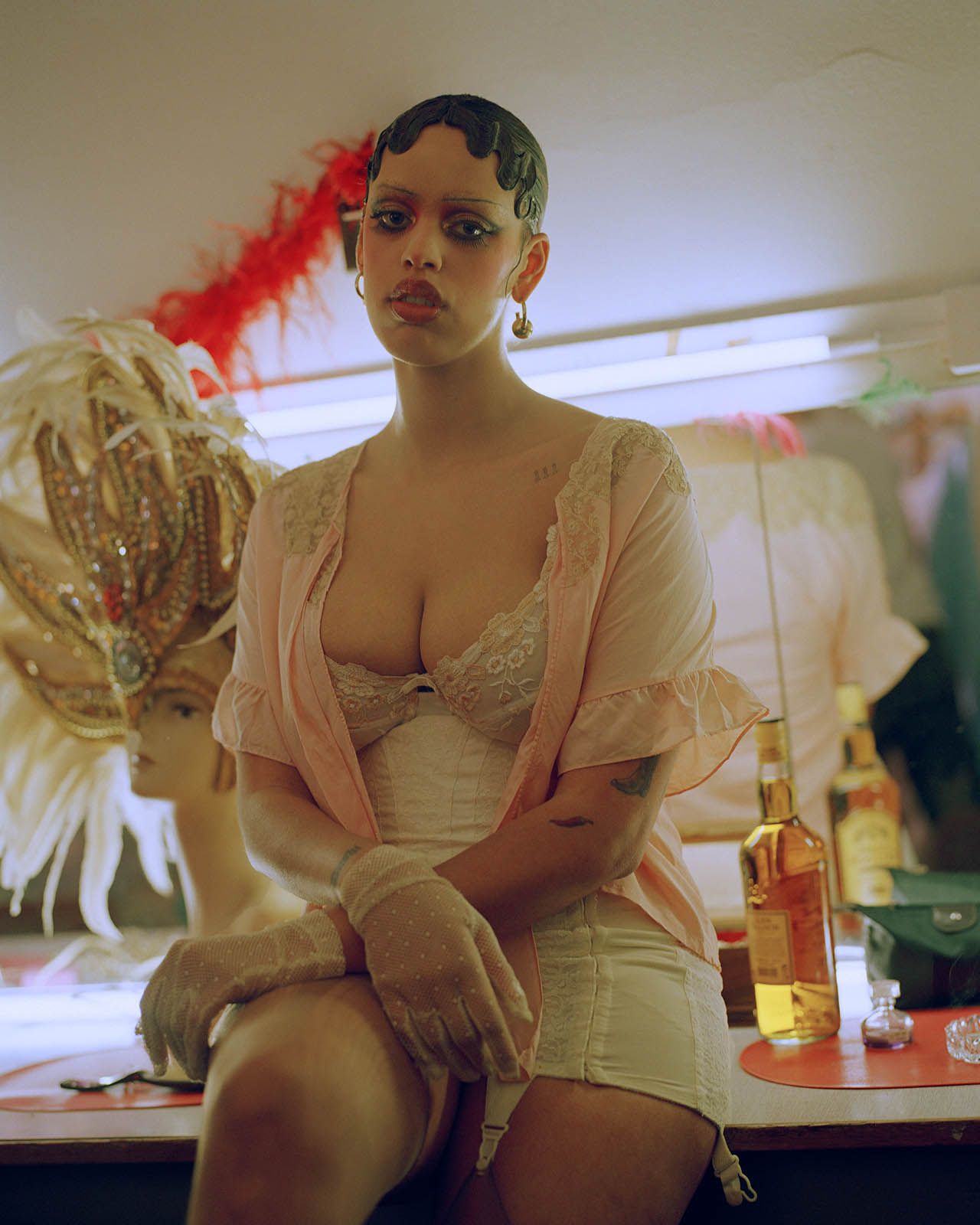Mila V Metalmagazine 7.jpg