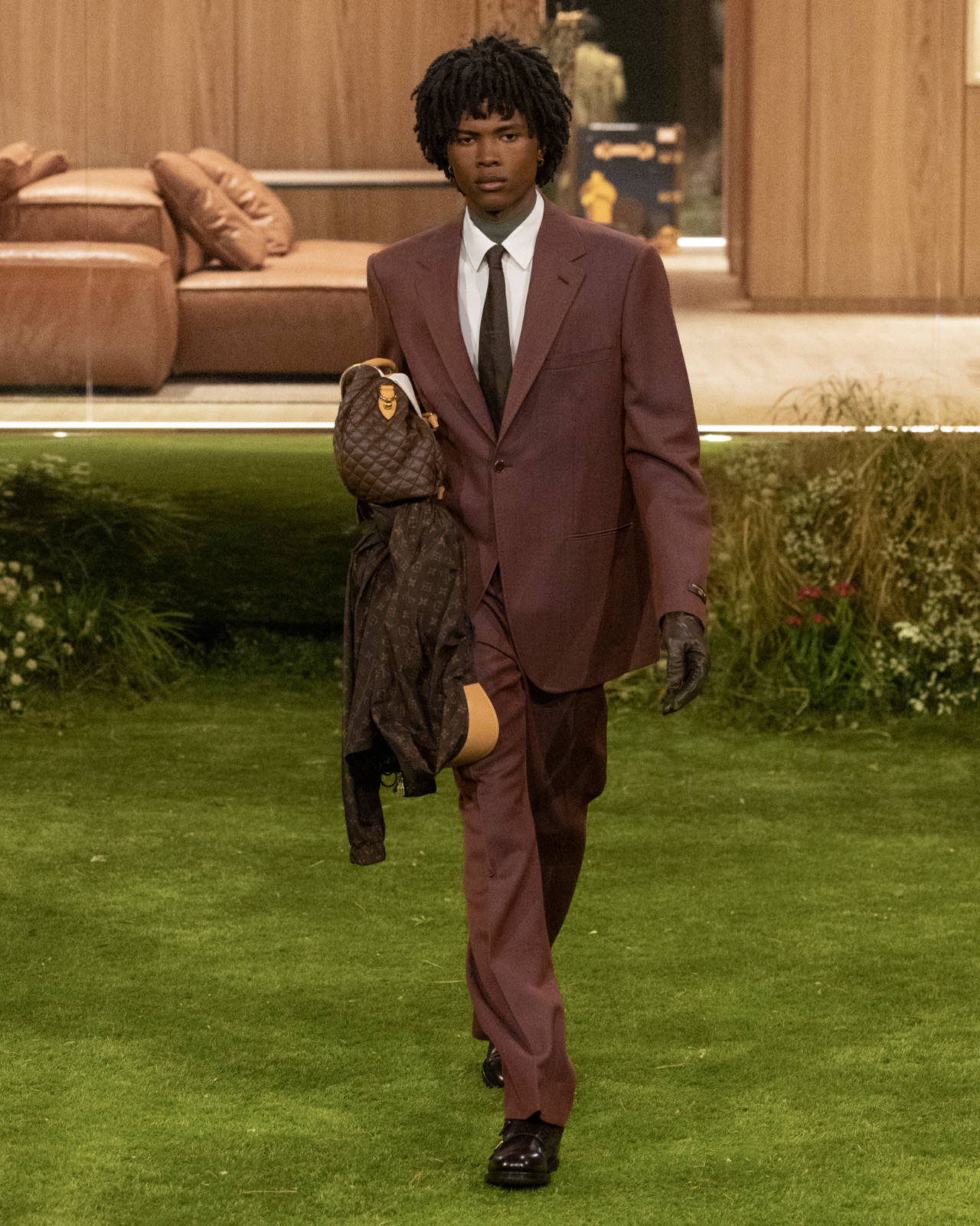 LOUIS-VUITTON-MEN-FALL-WINTER-2026_23.jpg