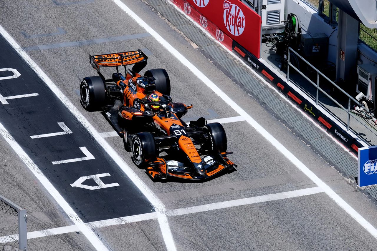 metal-formula-1-16.webp