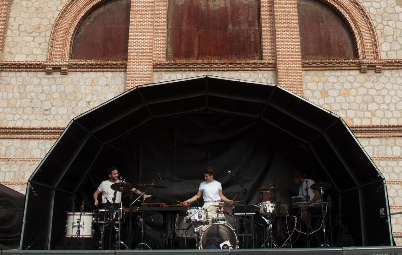 Lucie Antunes.jpg
