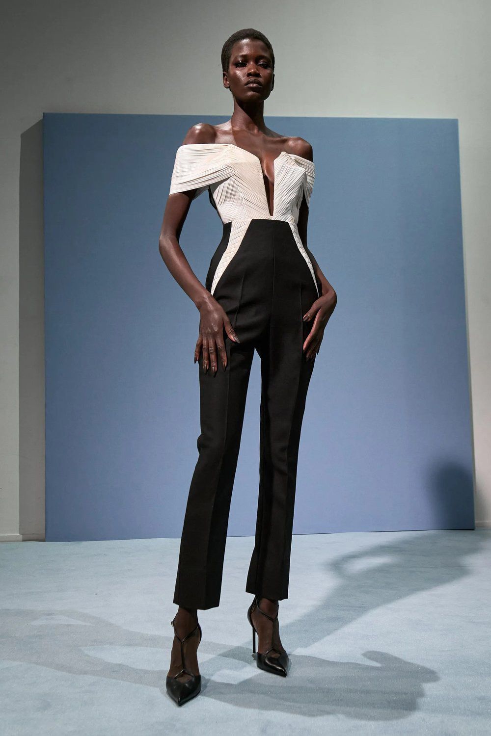 Jean Paul Gaultier Spring 2023 Couture Gorunway 3.jpg
