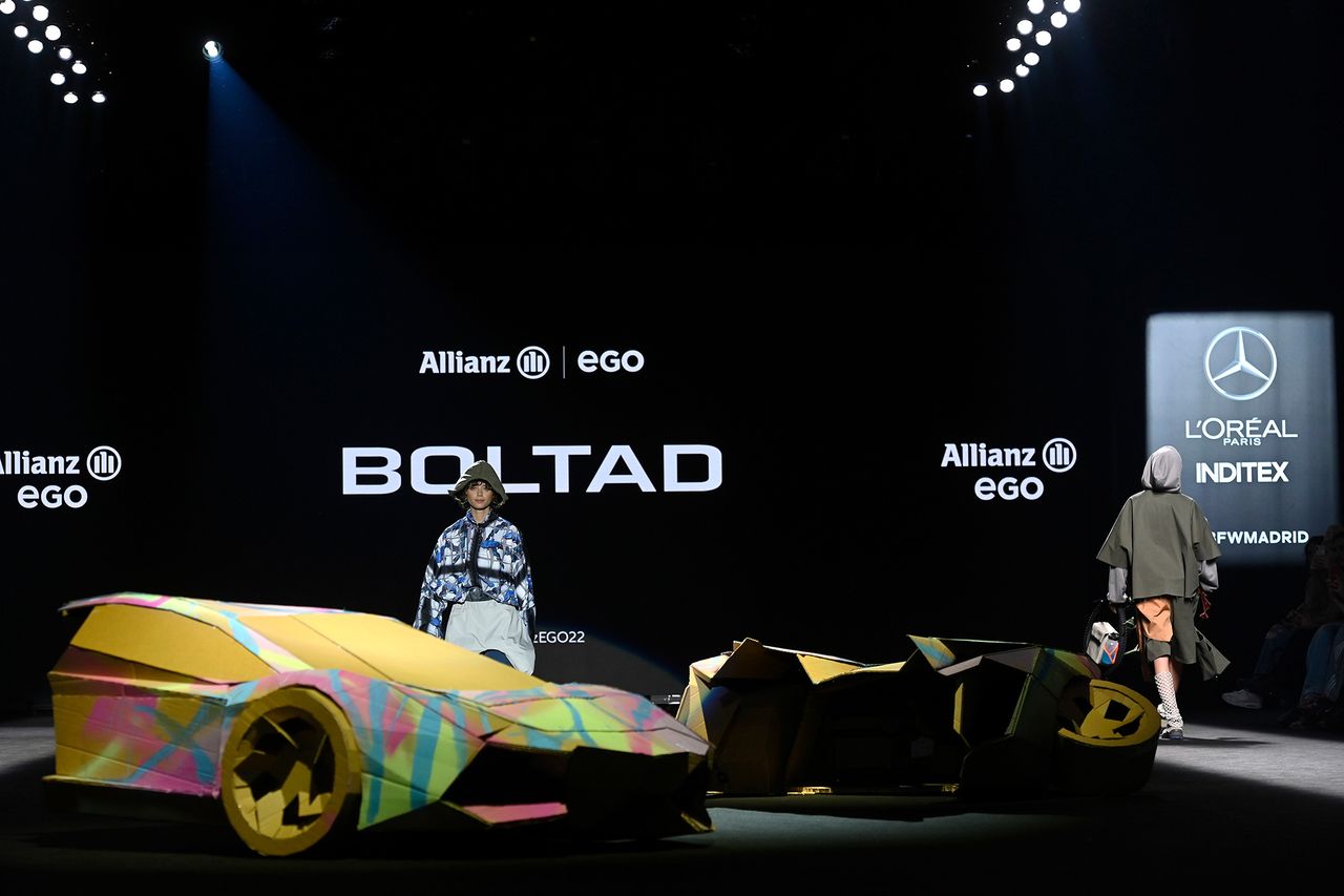Boltad Metalmagazine 19.jpg