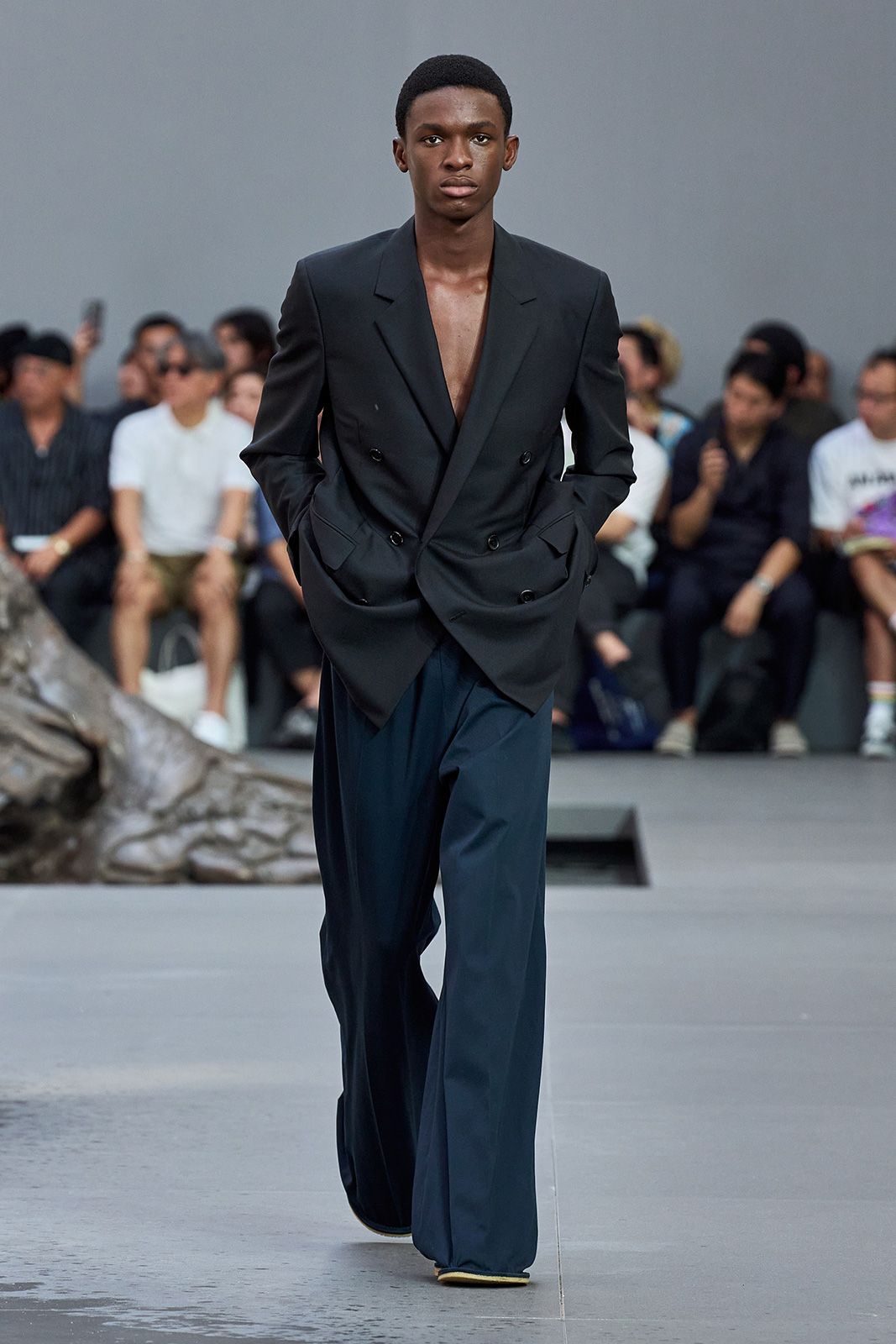 Loewe S S 2024 43.jpg