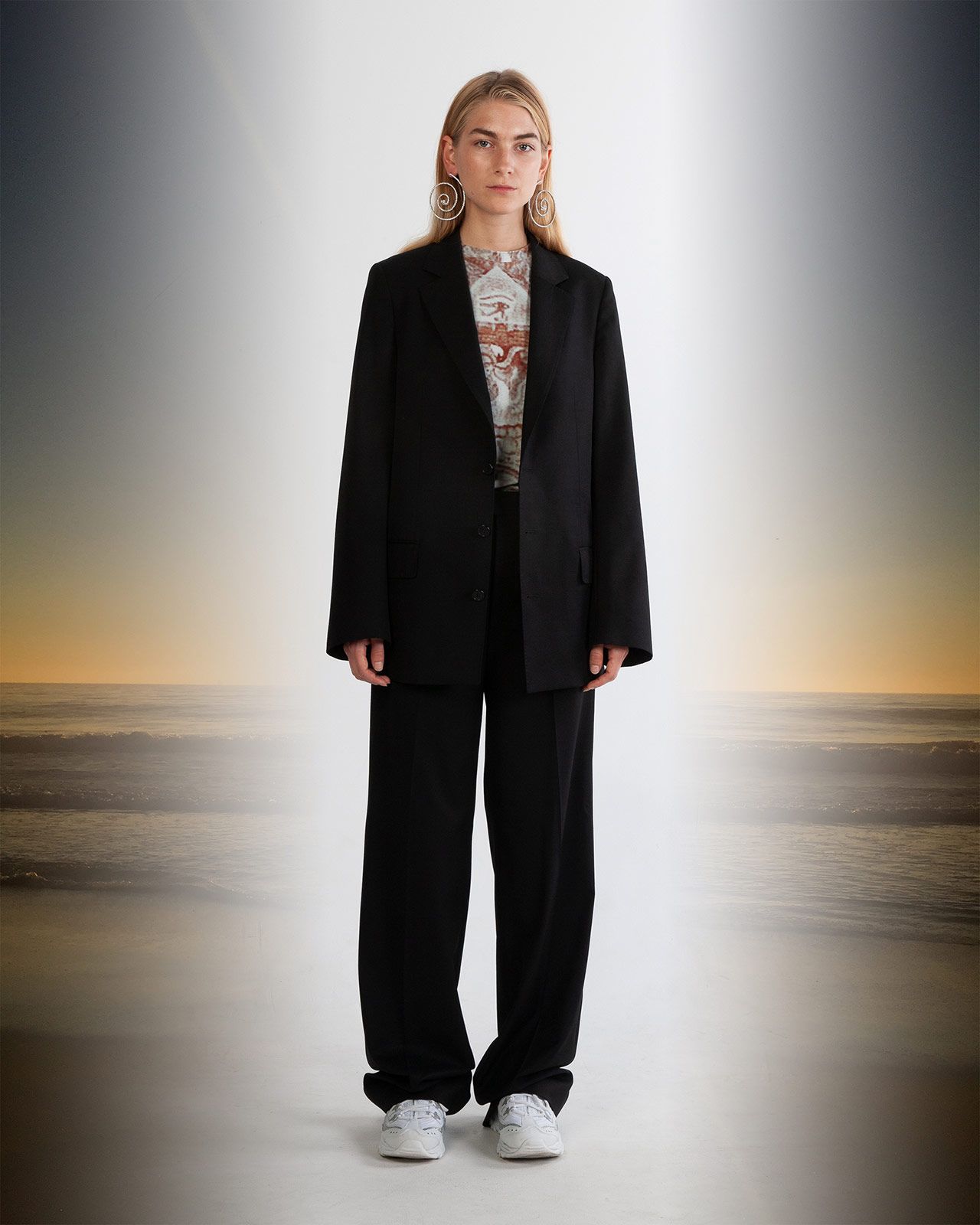 Julia Seemann Metalmagazine 3.jpg