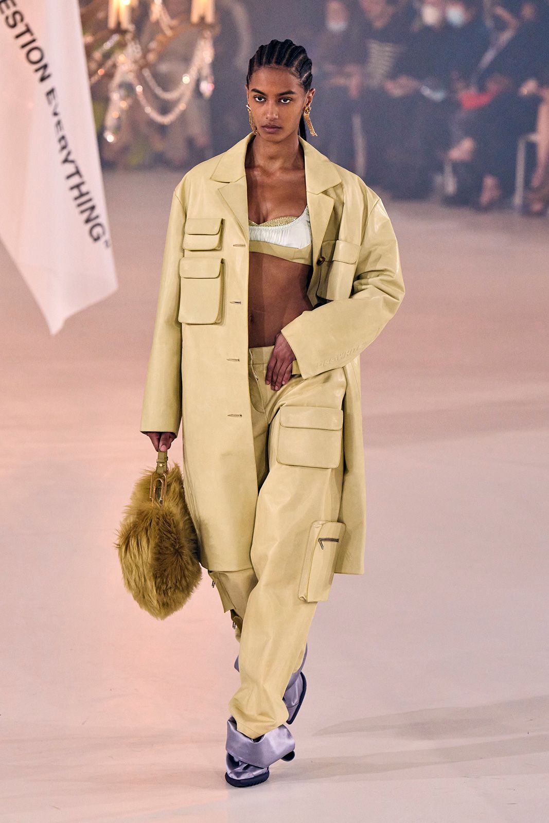 Off White Fall 2022 Ready to Wear Paris 18.jpg