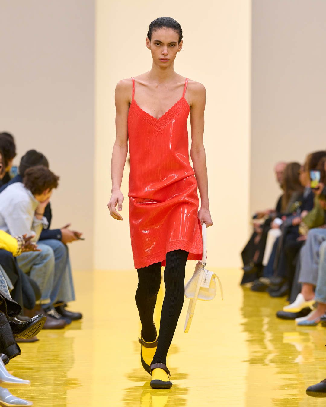 LOEWE_FAL-WINTER-26_4.jpg
