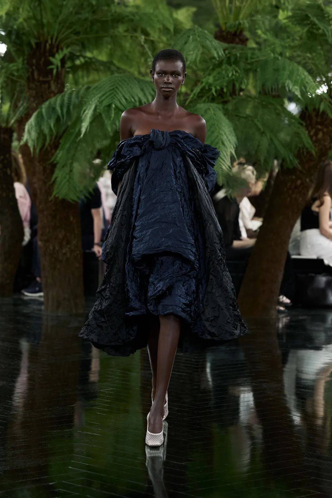 metal-dior-haute-couture-f-w-2026-38.webp