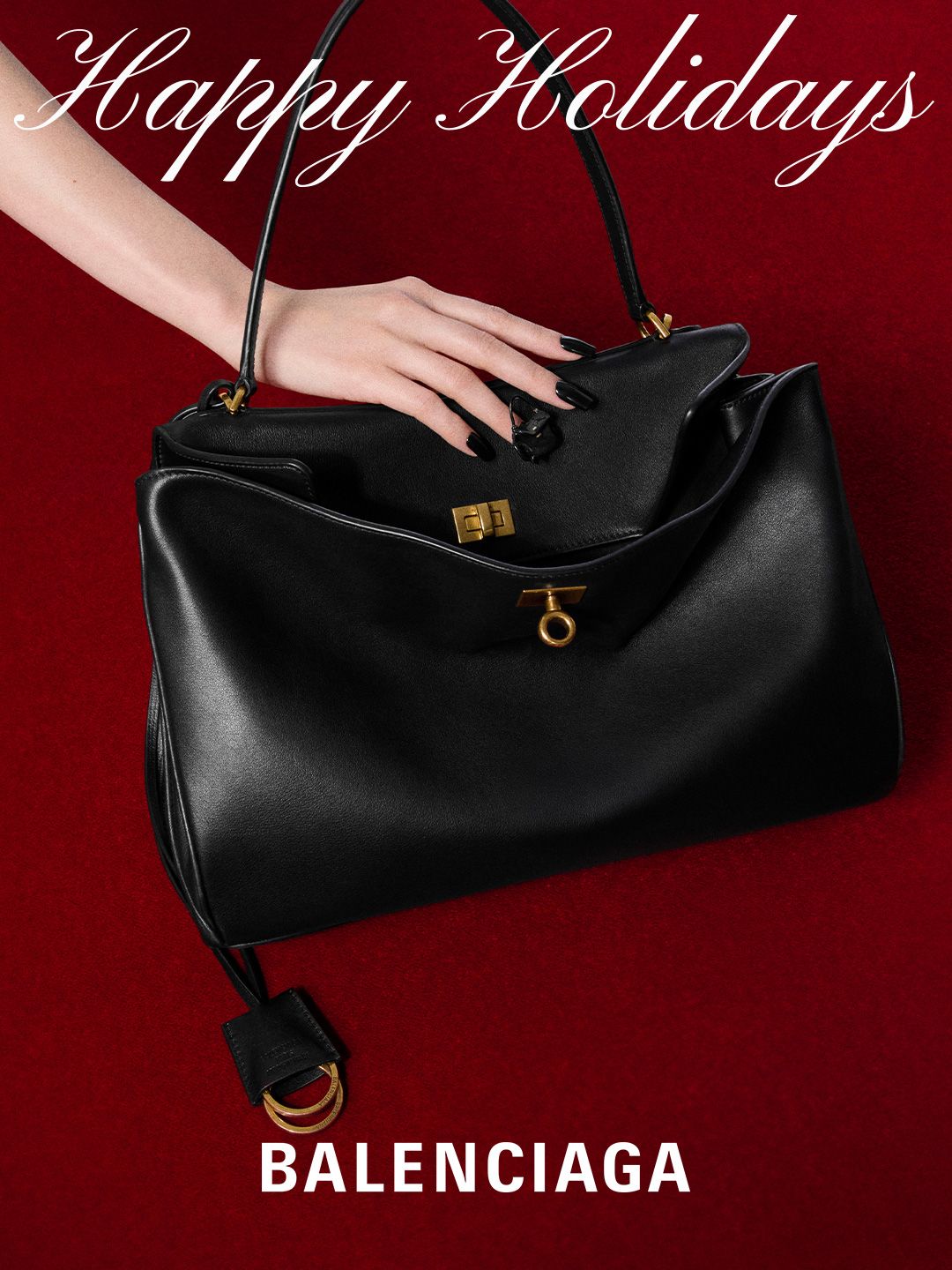 BALENCIAGA-EOY-GIFTING-NAILS-EN-IMAGE-7.jpg