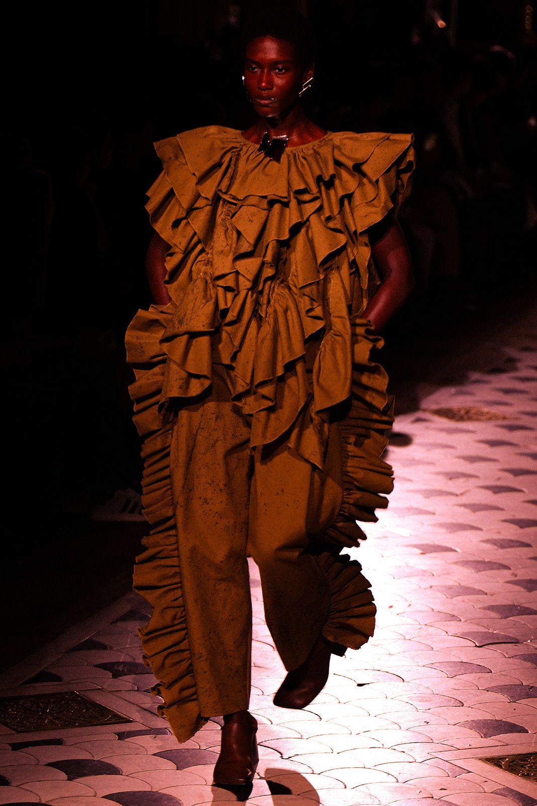 uma-wang-runway-ss25-24.jpg
