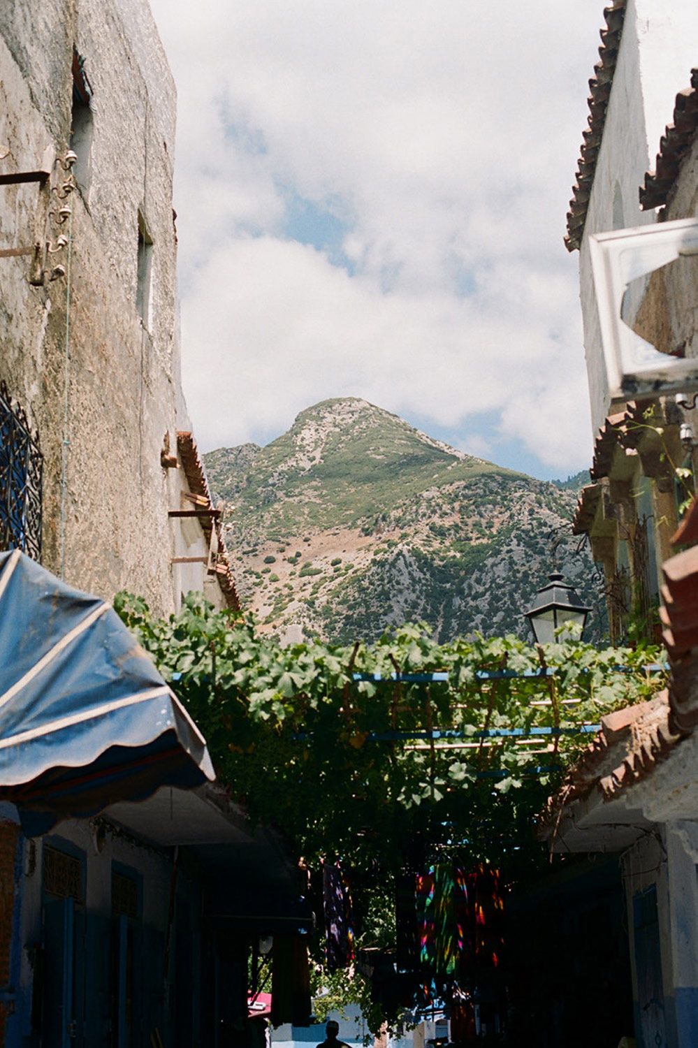 Marina De Luis Chefchaouen Metalmagazine 2.jpg