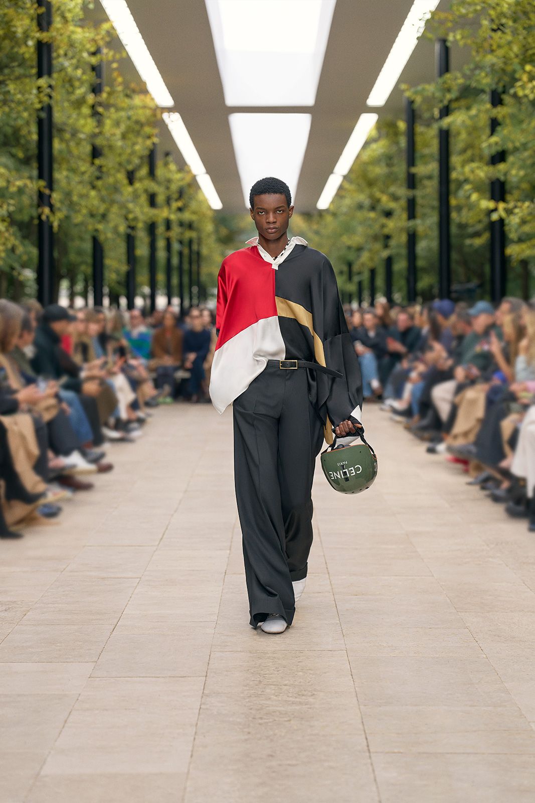 Celine-S26-look-25.jpg
