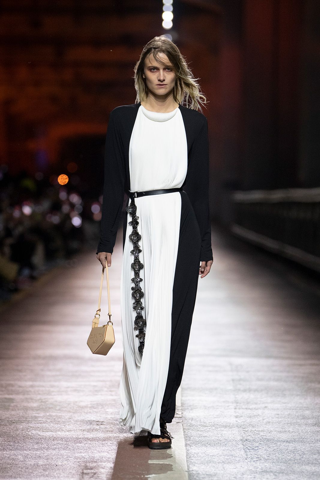 Louis Vuitton Prefal L23 37.jpg