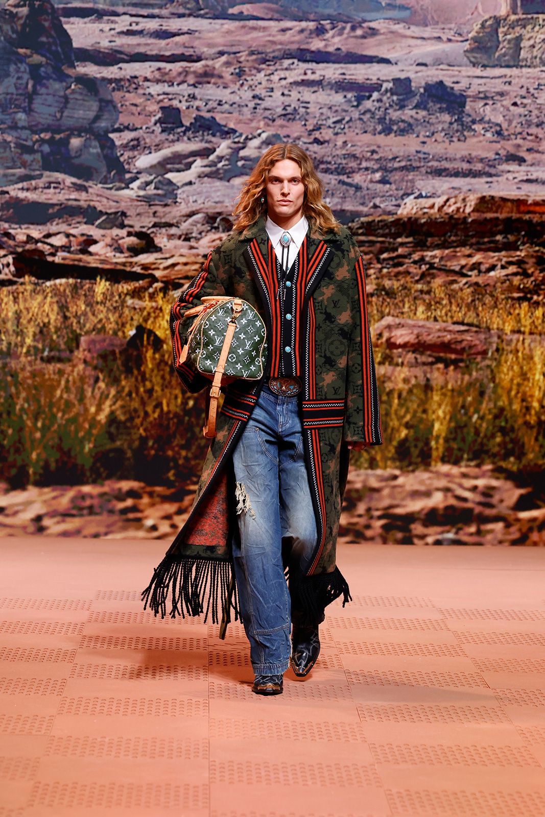 LOUIS_VUITTON_MENS_FALL_WINTER_2024_16.jpg